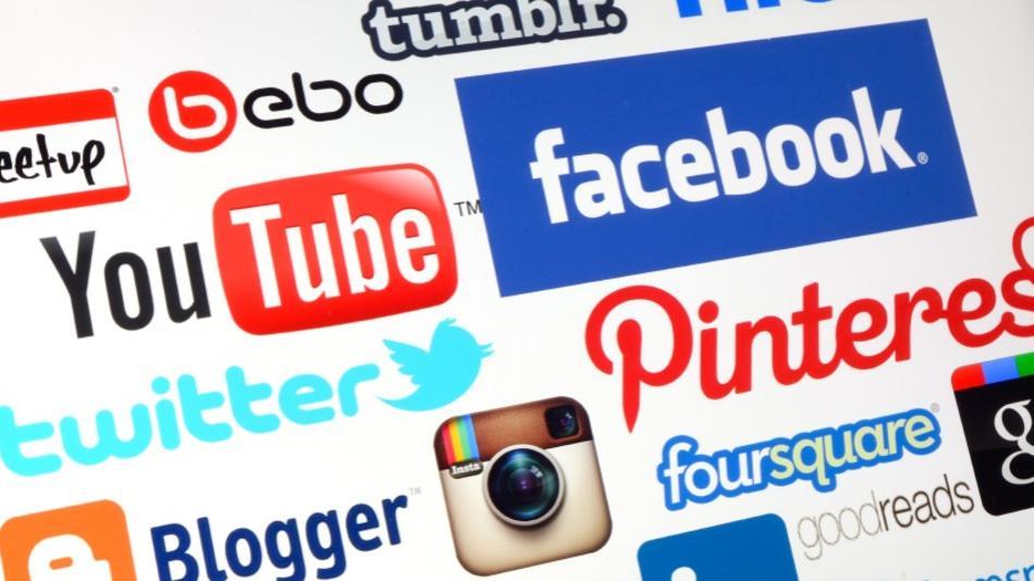 Social Media: 5 Tips on how to keep it professional